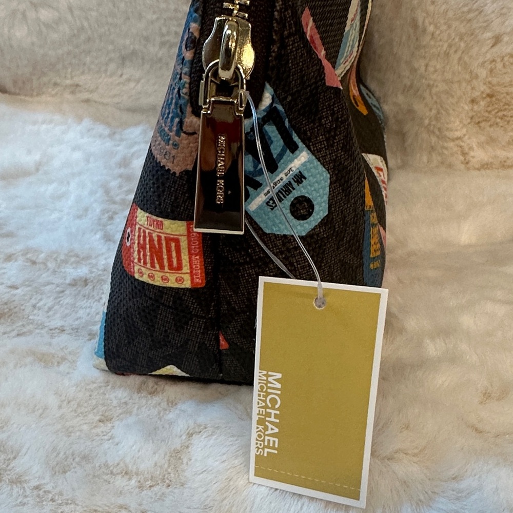 Michael Kors Jet Set Large Printed Logo Travel Pouch NWT - Picture 5 of 9